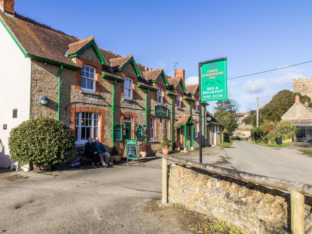 The Three Horseshoes Inn بريدبورت المظهر الخارجي الصورة